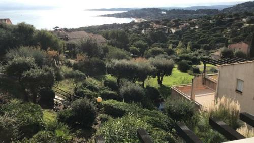 Appartement T2, les coteaux de la Nartelle