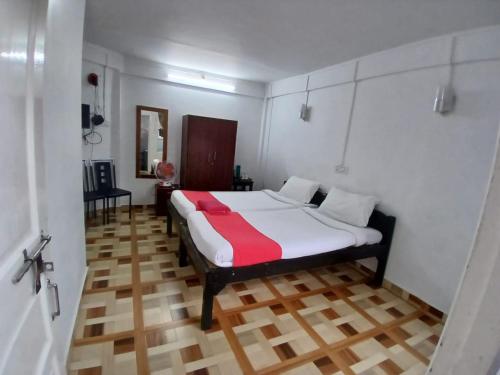 2 twin beds