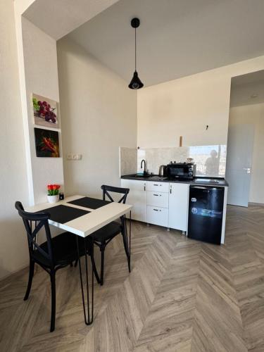 Équipements, BROTHERS APARTMENTS WITH TERRACe IN OLD TBILISI in Tbilissi