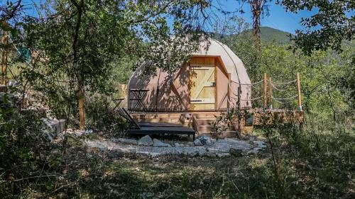 Dôme Bulle Climatisé Balnéothérapie (Dome Bulle Climatise Balneotherapie) in L'Escarène