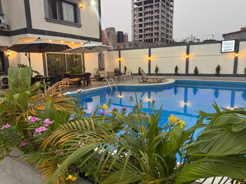 Hôtel Phoenicia (Hotel Phoenicia) in Brazzaville