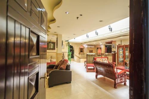 Előcsarnok, Hashimi Hotel near Rock Dóm