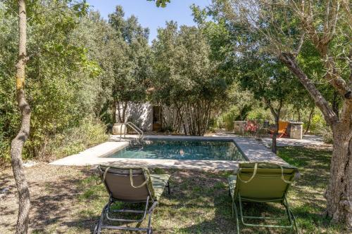 Villa Manghisi immersa nel verde