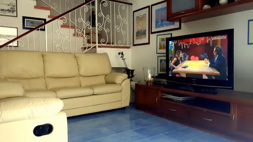 Holiday Apartments - image 2