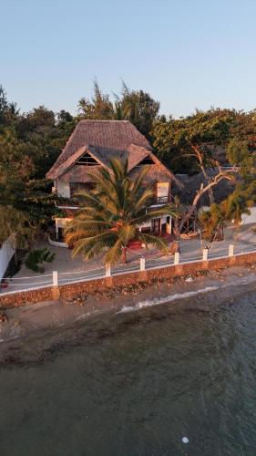 Zuri Sana Beach Hotel in Unguja Kuu