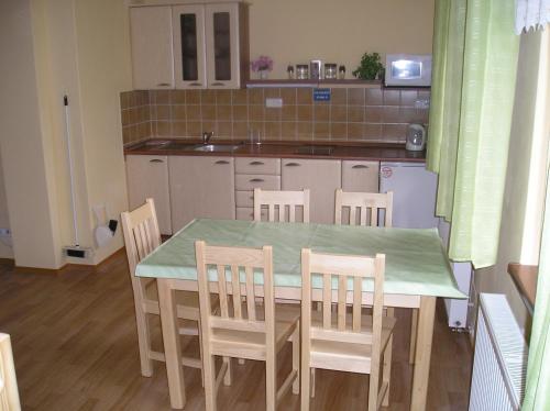 廚房, Penzion U Dvou slunci in 斯塔希