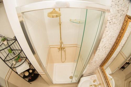 Apartment Bolshaya Pokrovskaya - image 3