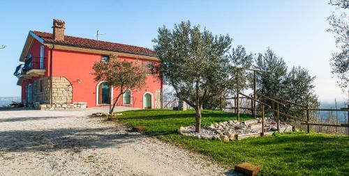 Вид, Agriturismo San Michele in Патернополі
