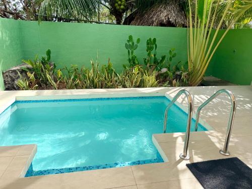 Cabaña de Playa con Piscina privada, Ruta Punta Mango (Cabana de Playa con Piscina privada, Ruta Punta Mango) in El Cuco