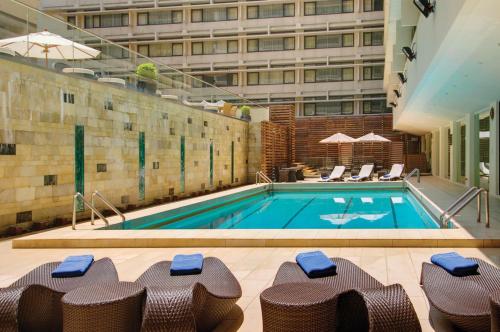 Exterior view, Gateway Hotel (Marco Polo) near Fat Lam Sim Yuen