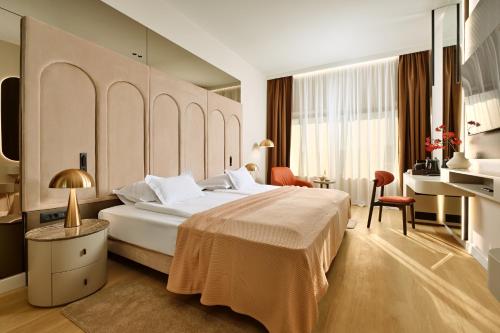 2 twin beds