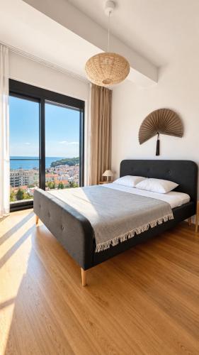 Sky & Sea Apartment in 彼得羅華茨