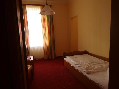 1 twin bed