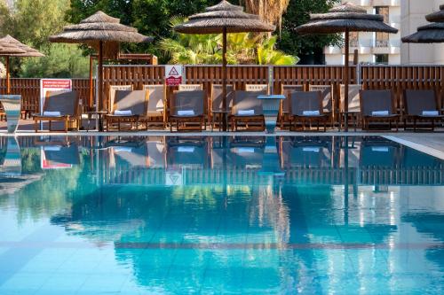 Oasis Spa Club Dead Sea Hotel - 16 years Plus