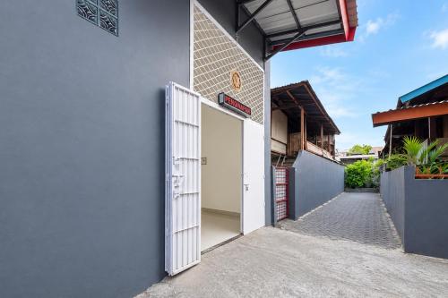 مدخل, Hotel O Wisma Fortuner in باناكوكانج