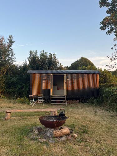 Erth Peninsula Shepherd's Huts