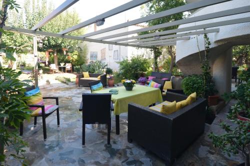 House with Big Garden in Corinth