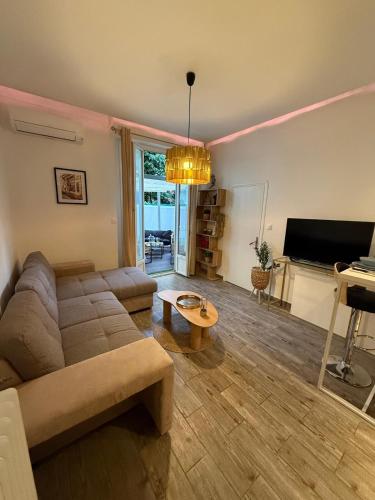 2-room apartment, Libération, Nice