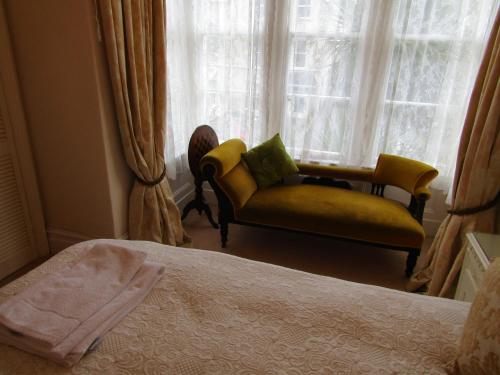 Double room, deluxe, shower