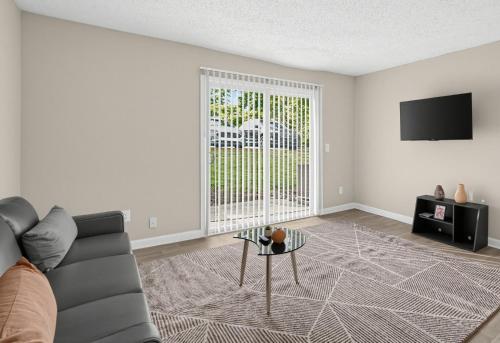 Relaxing Retreat with Modern Conveniences in Stone Mountain (GA)