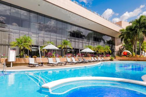 Swimming pool, Hesperia WTC Valencia in El Vinedo Valencia