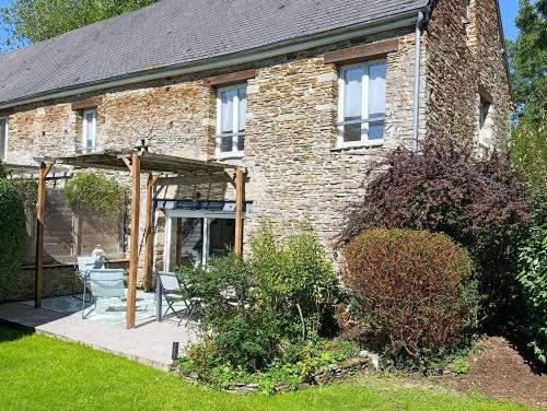 GITE DE LA PIERROSE 100 m2 avec jardin privé Proche de Bayeux et des plages du Débarquement gîte à louer Sainte-Honorine-de-Ducy