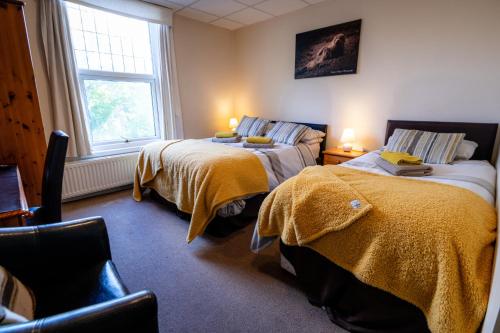 Aarondale Guest House