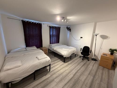 Warwick Road Rooms 2
