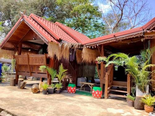 ภูมิคิมมินทร์ รีสอร์ท & สปา in Sena