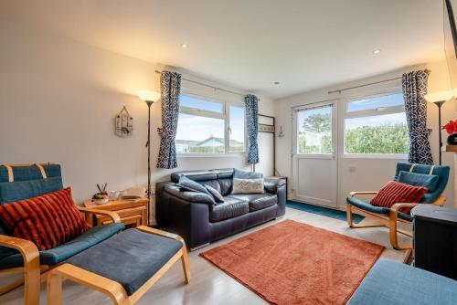 2 bedrooms, 3 beds