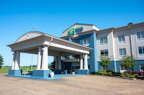 Holiday Inn Express & Suites Brookhaven by IHG