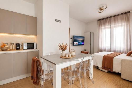 Luxury Apartment , Super WiFi - P r a t u r e c c i Group