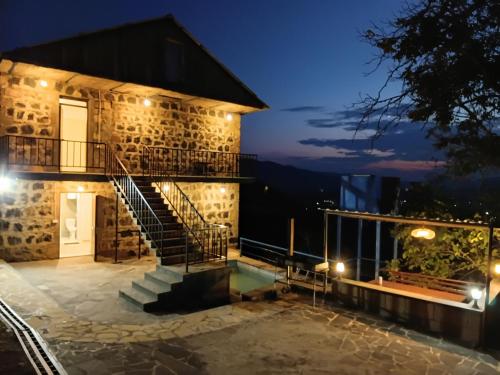 Sari Tun Guest House in Yeghegnadzor