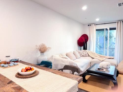 Cozy Blue Haven Bright & Peaceful Room in Chino Hills (CA)