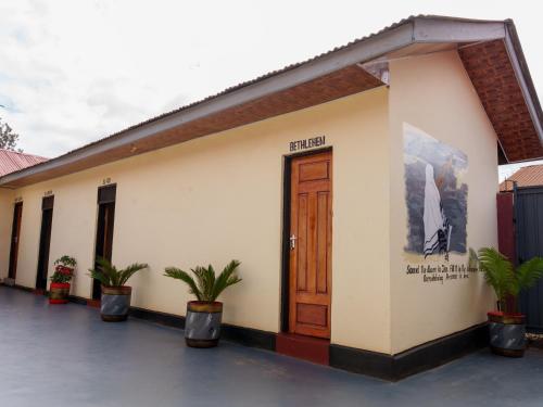 Elikai Hostels in Weru Weru