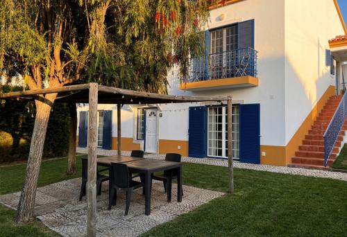 Charmoso Apartamento T2 em Foros de Salvaterra