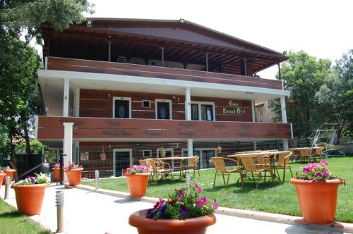 Entrada, Oren Konak Otel in Burhaniye