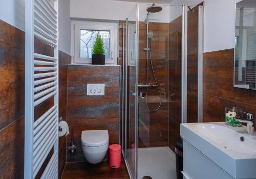 Fürdőszoba, Ferienwohnung Jolene in Freiburg im Breisgau Óváros