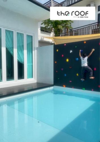 The Roof by Aidan Home Private Pool in Pulau Duyong