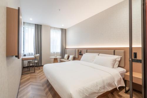 Yihe Courtyard Hotel, Near Shanghai Ninth People's Hospital & World Expo Museum Metro Station, Shanghai