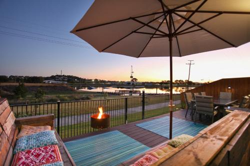 Lakeside Deck House Over view