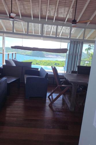 Luxury Grenada Villa Sea Views & Private Deck apts in Grand Anse