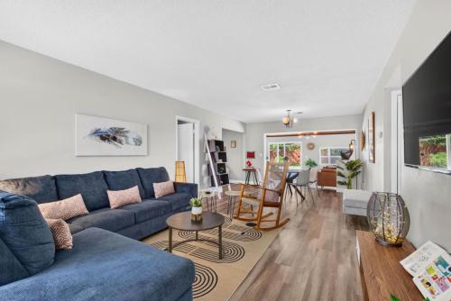 Perfectly Located 4 Bedroom Home Near International Mall & Stadium!