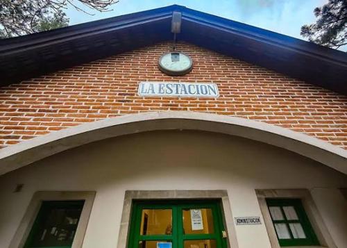 La Estacion Carilo Apart Hotel