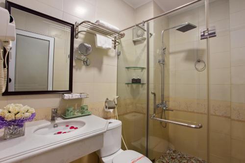 Hanoi Impressive Hotel
