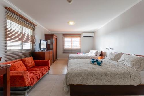 Dorado Eagle Beach Hotel in أورانجستاد