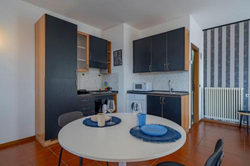 Varenna - Lake Como View - Suite with Parking and Wifi in Varenna