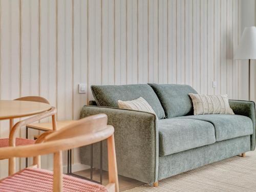 Apartamentos Adakairu Pamplona by Clabao