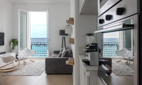 Les Hirondelles, 3-room apartment with magnificent sea view