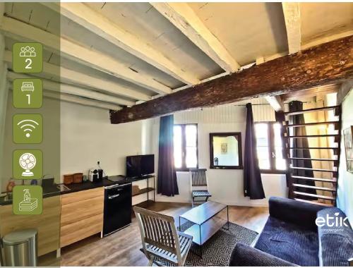 Bachelor Duplex - hypercentre - metro - wifi
